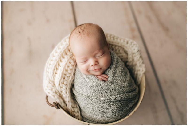 baby in bucket, frisco newborn photographer 